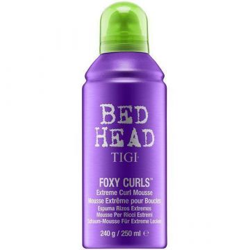 Spuma de par Tigi Bed Head Foxy Curls Extreme Mousse pentru bucle 200ml 