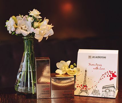 Top Line a lansat tratamentul Absolute Pro-Age de la Académie Scientifique de Beauté 