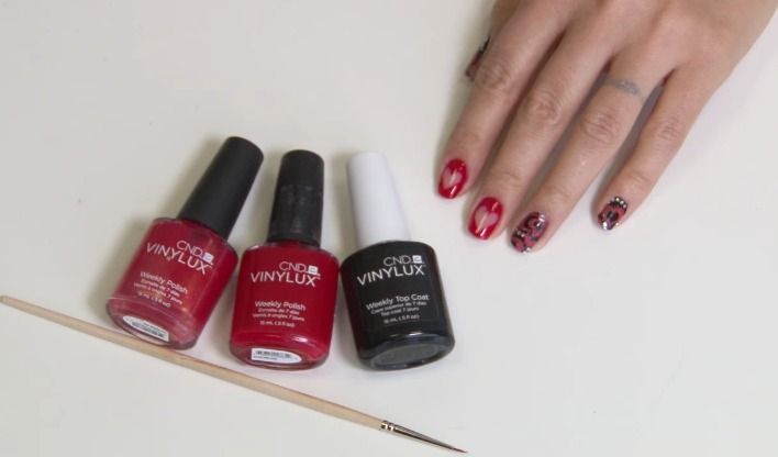 CUM SA REALIZEZI O MANICHIURA PENTRU VALENTINE'S DAY CU CND VINYLUX