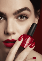 CND™ SHELLAC™ - Unicul LAC SEMIPERMANENT care iti protejeaza unghiile naturale!