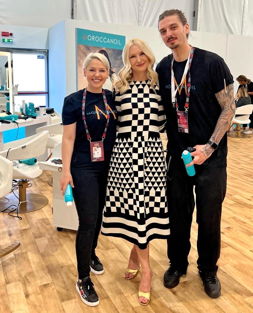 Ei sunt stilistii romani care au creat look-urile participantilor la Eurovision 2022